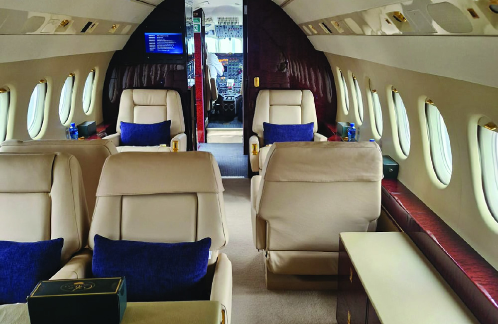 Falcon-900B_Interior