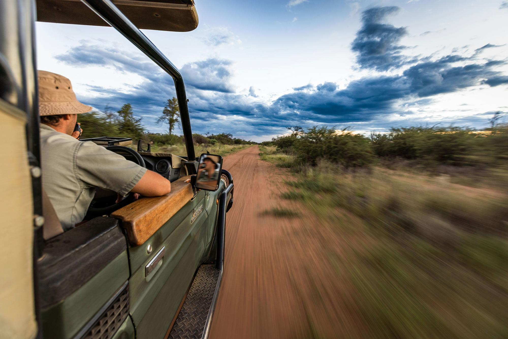 RED FAN Aviation - Safari Lodge Charters