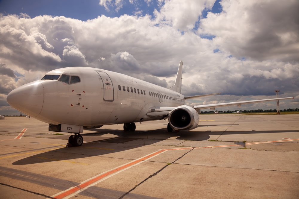 RED FAN Aviation - Boeing 737-300