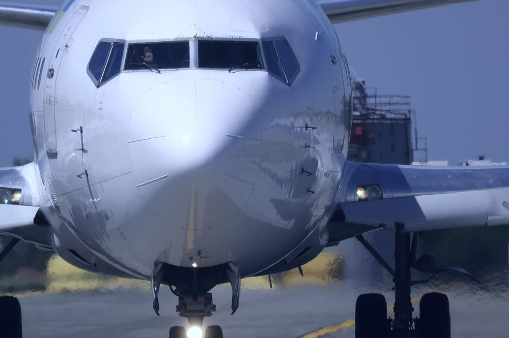 RED FAN Aviation - Boeing 737 300