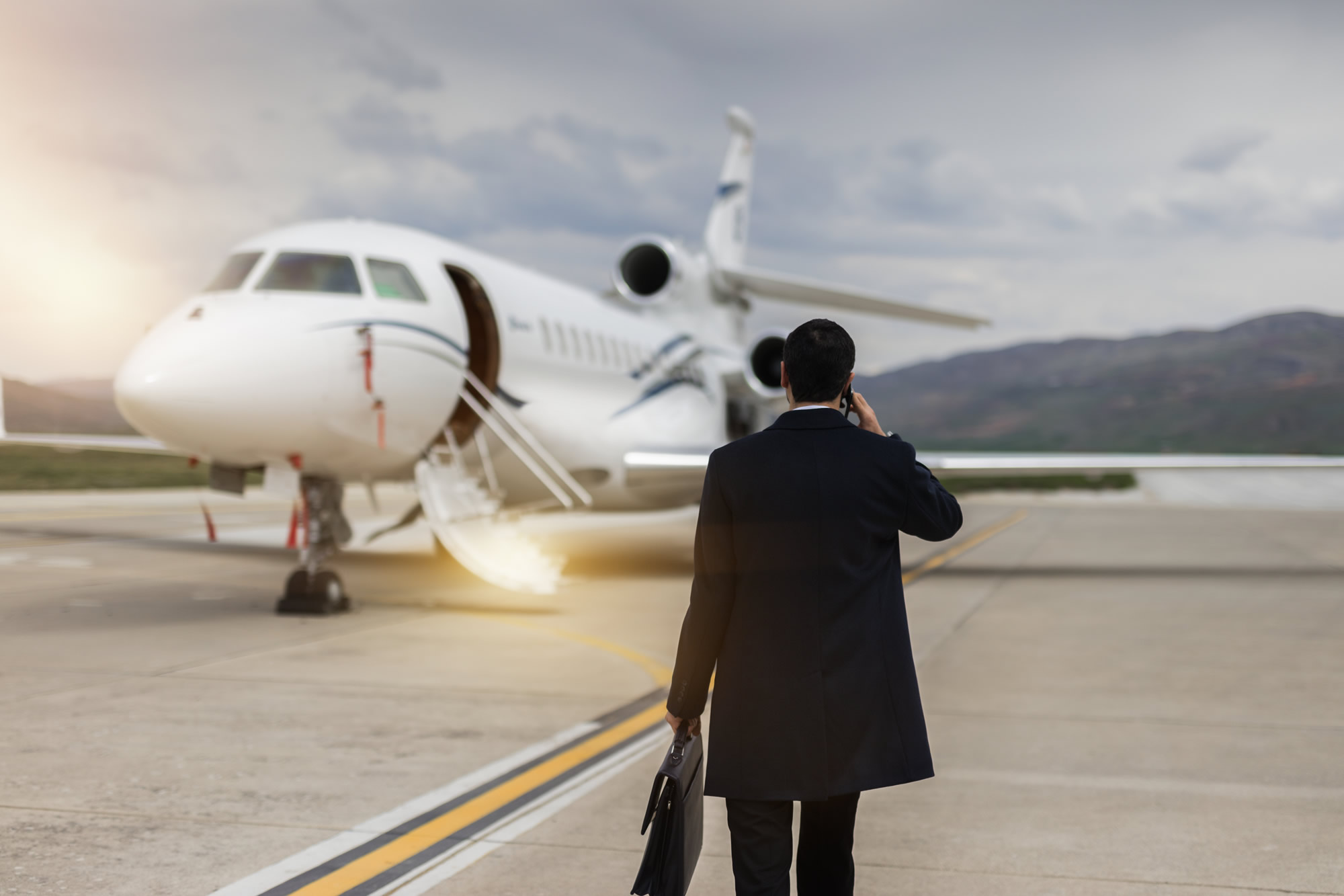 RED FAN Aviation - Corporate Charter Services